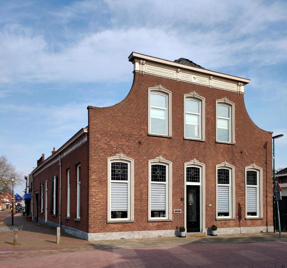 Familie- En Groepsverblijf Het Voorhuis Loon op Zand Exterior photo